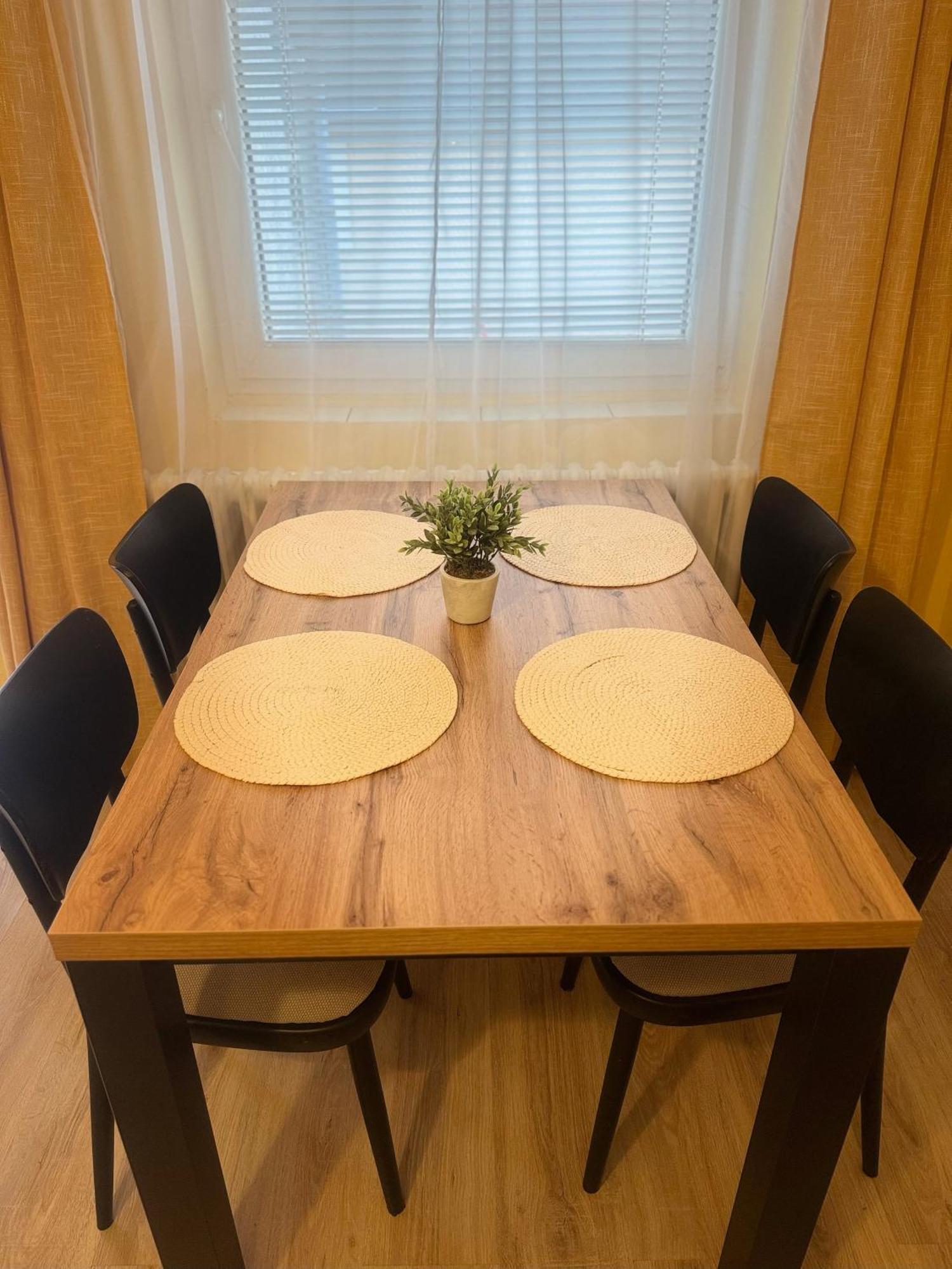 Apartman Vo Vidieckom Dome Mala Trna Bagian luar foto